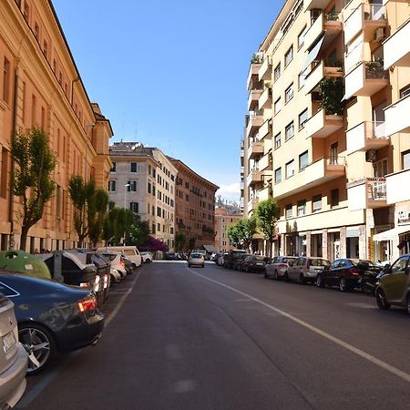 The Voice Of The Pope Apartment Rome Luaran gambar